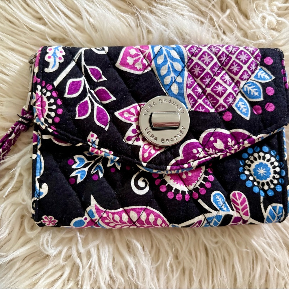 Vera Bradley Alpine Floral Your Turn Lock Wristlet Travel Smartphone RFID Wallet - Picture 9 of 11